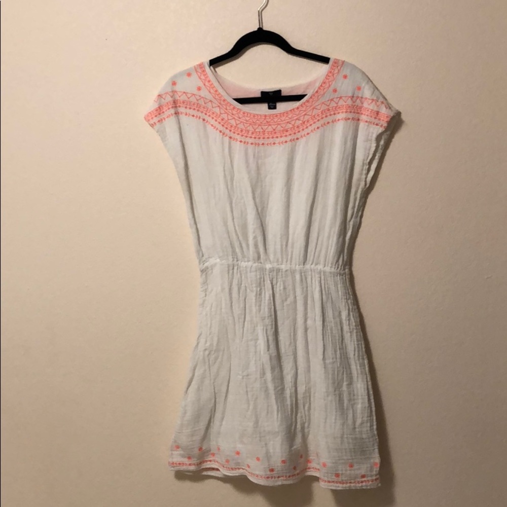 GAP White Dress with Flower Embroidery